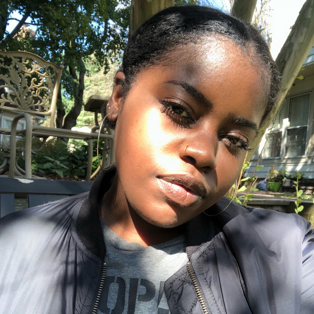 Meet your Posher, Jessica